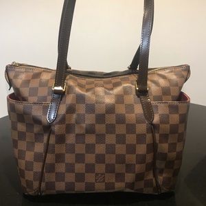 Louis Vuitton Damier Ebene totally pm handbag
